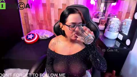    Independent Model online show from February 2026 08:39:01 PM