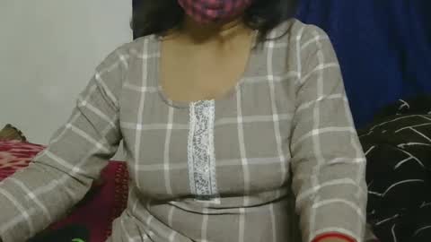 Snapshot of cute_kashmira99 chatting on January 2025 09:27:01 AM kashmira online show from January 2025 09:27:01 AM