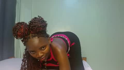 cute_lorna online show from April 2026 11:44:02 AM