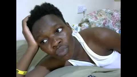 cute_marion online show from October 2025 06:52:02 PM