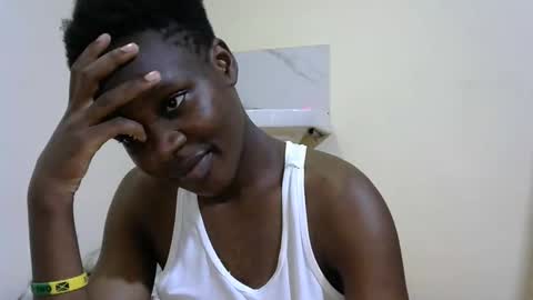 cute_marion online show from October 2025 07:52:01 PM