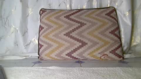 tiff flavian online show from December 2025 01:13:01 AM