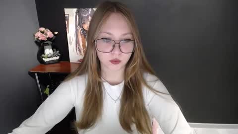 Veronica online show from October 2025 07:47:02 AM