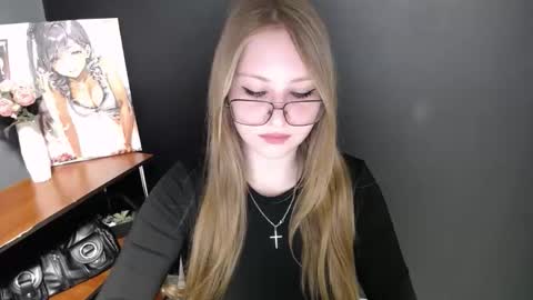 Snapshot of cute_minx chatting on May 2026 06:30:01 AM Veronica online show from May 2026 06:30:01 AM