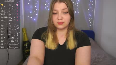 Sasha online show from April 2026 05:15:02 PM