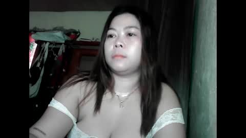 Mimi online show from May 2026 10:41:02 PM
