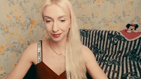 Snapshot of cute_smile_shy chatting on December 2024 07:55:01 PM cute_smile_shy online show from December 2024 07:55:01 PM