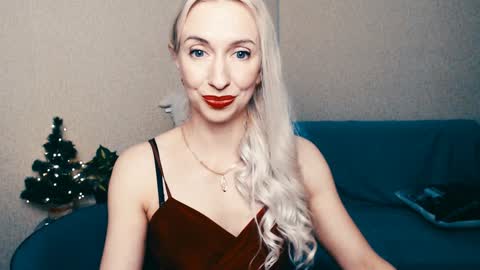 Snapshot of cute_smile_shy chatting on January 2025 10:19:01 PM cute_smile_shy online show from January 2025 10:19:01 PM