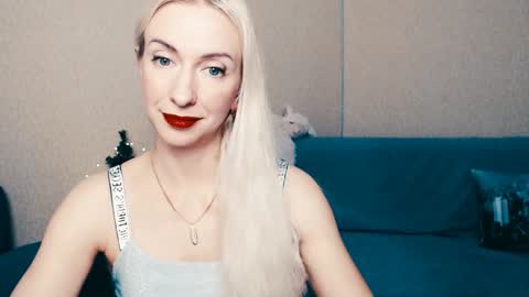 Snapshot of cute_smile_shy chatting on January 2025 07:17:01 PM cute_smile_shy online show from January 2025 07:17:01 PM