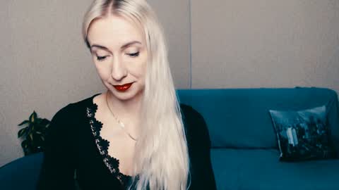 Snapshot of cute_smile_shy chatting on January 2025 08:24:01 PM cute_smile_shy online show from January 2025 08:24:01 PM