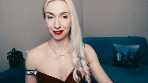 Snapshot of cute_smile_shy chatting on January 2025 12:38:01 AM cute_smile_shy online show from January 2025 12:38:01 AM