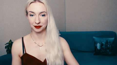 Snapshot of cute_smile_shy chatting on January 2025 08:26:01 PM cute_smile_shy online show from January 2025 08:26:01 PM