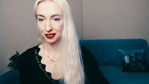 Snapshot of cute_smile_shy chatting on February 2025 10:50:01 PM cute_smile_shy online show from February 2025 10:50:01 PM