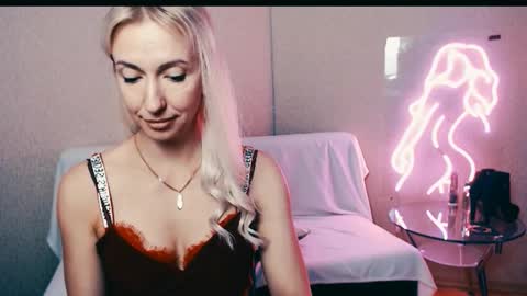 Snapshot of cute_smile_shy chatting on September 2025 08:52:02 AM cute_smile_shy online show from September 2025 08:52:02 AM