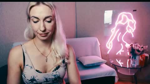 Snapshot of cute_smile_shy chatting on October 2025 05:55:01 PM cute_smile_shy online show from October 2025 05:55:01 PM