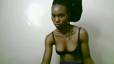 cute_tasha online show from May 2026 06:00:01 AM
