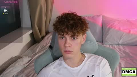 Thomas -  online show from October 2025 06:52:02 PM