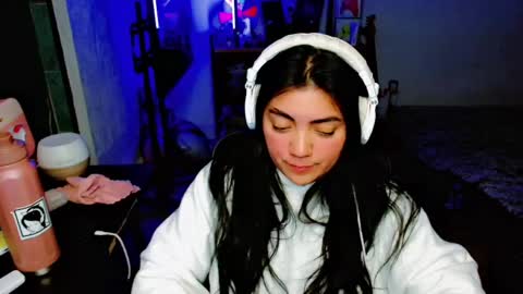 Snapshot of cuteambervi chatting on January 2025 12:12:01 AM Princess Amber online show from January 2025 12:12:01 AM