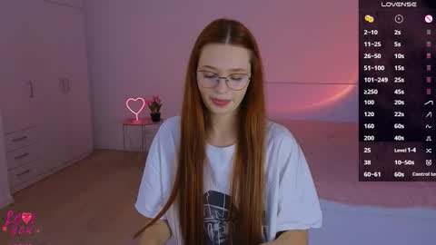 Snapshot of cuteariel7 chatting on November 2025 05:56:01 PM Ariel online show from November 2025 05:56:01 PM