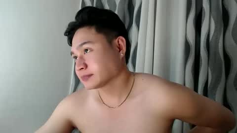 cuteasianlee online show from February 2026 08:37:01 PM