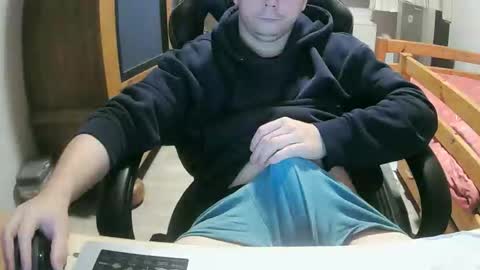 Cuteboy090 online show from October 2025 10:05:01 PM