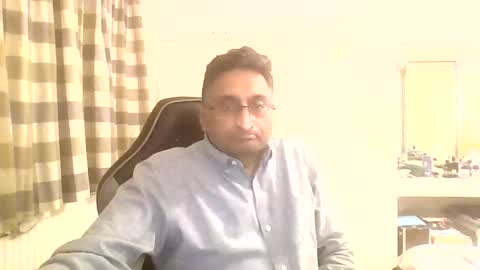 fuktoiboi online show from May 2026 12:15:01 AM
