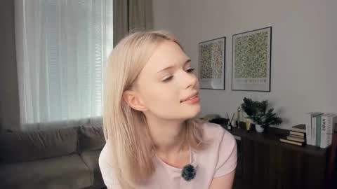 Alice online show from October 2025 08:45:02 AM