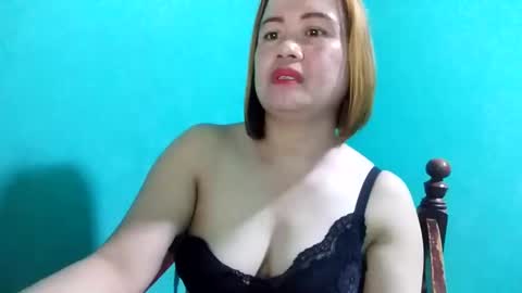 Snapshot of cutechey06 chatting on December 2024 09:32:02 PM Sky online show from December 2024 09:32:02 PM