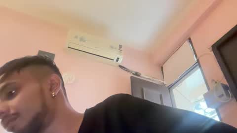 Snapshot of cutedickboii chatting on December 2025 10:53:01 AM cutedickboii online show from December 2025 10:53:01 AM