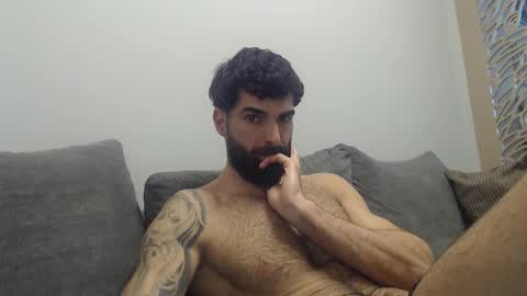 cuteeboy online show from February 2026 08:10:01 AM