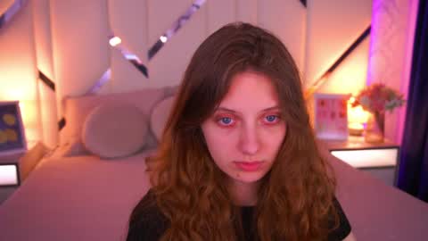 Foxy online show from May 2026 01:28:01 PM