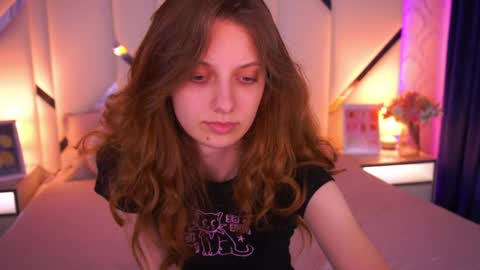 Foxy online show from May 2026 02:45:01 PM