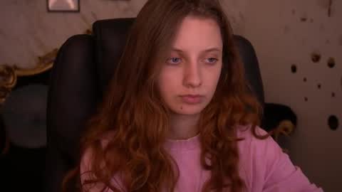 Foxy online show from May 2026 12:44:02 PM