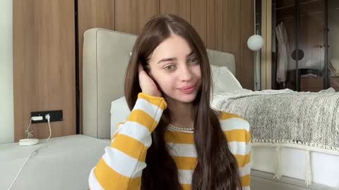 Elsa online show from February 2025 04:05:01 AM