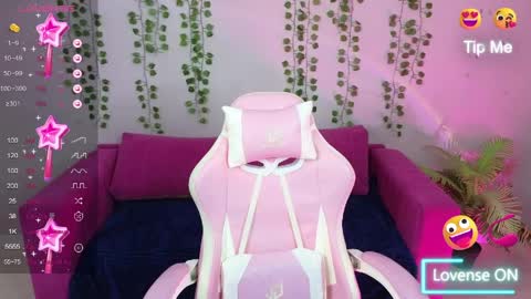 Snapshot of cutefever chatting on April 2026 01:05:02 AM Amyy online show from April 2026 01:05:02 AM