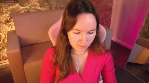 Snapshot of cuteglory chatting on February 2026 02:05:01 AM cuteglory online show from February 2026 02:05:01 AM