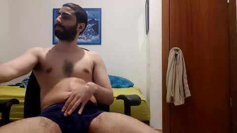 Snapshot of cuteguy52 chatting on April 2026 10:10:01 PM cuteguy52 online show from April 2026 10:10:01 PM