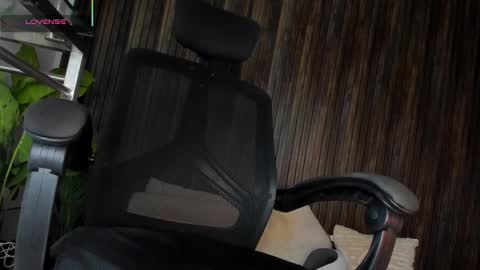 Im Jazmin online show from January 2026 04:47:01 AM