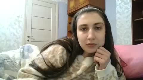 cutekattie online show from November 2025 08:47:01 AM