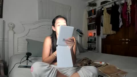 Cutelittlemama0418 Lola online show from September 2025 10:48:01 AM