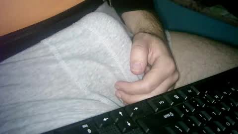 Snapshot of cuteman88 chatting on October 2025 07:11:02 PM Cuteman online show from October 2025 07:11:02 PM