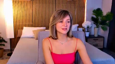 Snapshot of cutemirage chatting on June 2026 02:49:02 PM cutemirage online show from June 2026 02:49:02 PM