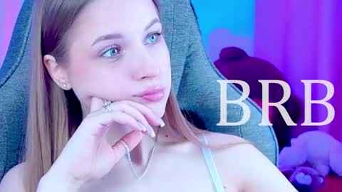 Rina online show from December 2025 08:09:02 AM