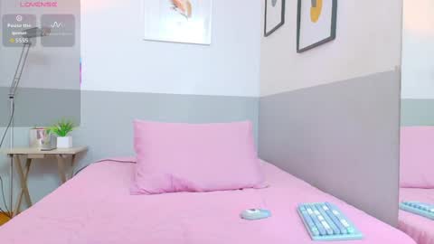 cutepetitee online show from October 2025 07:04:02 PM