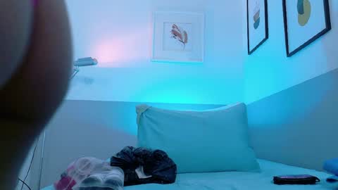 cutepetitee online show from May 2026 07:43:01 PM