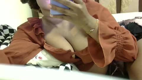 Snapshot of cutermilly chatting on December 2024 08:41:02 AM cutermilly online show from December 2024 08:41:02 AM