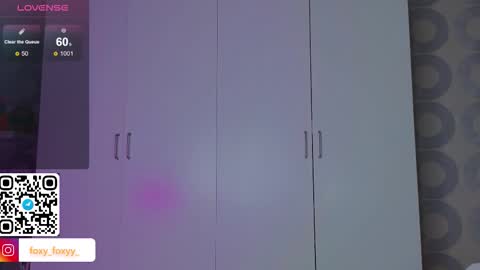 Snapshot of cuteroxyfoxyy chatting on December 2025 02:26:01 PM Roxy online show from December 2025 02:26:01 PM