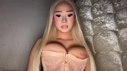 Snapshot of cutesydoll chatting on April 2026 11:10:02 PM cutesy doll online show from April 2026 11:10:02 PM
