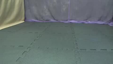 Snapshot of cutetinyasian143_ chatting on November 2025 05:29:02 AM cutetinyasian143_ online show from November 2025 05:29:02 AM