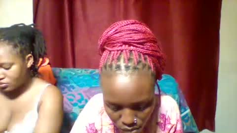 cutey_lunar online show from January 2025 07:18:02 PM